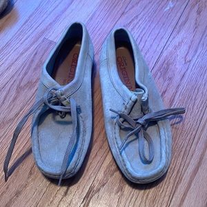 Wallabees, hardly worn, look a little smushed but won’t on the foot.